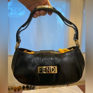 Fendi black borsa baguette purse GORGEOUS